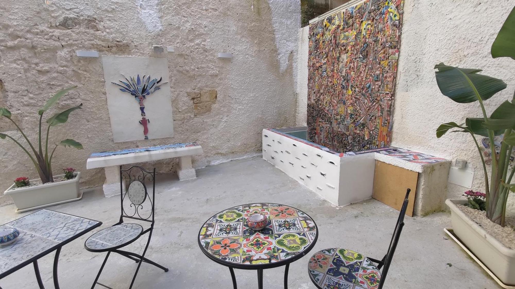فندق Nastanza D'Arte مازارا ديل فالو المظهر الخارجي الصورة